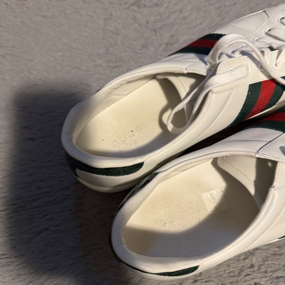 Men’s gucci shoes - Picture 3 of 5
